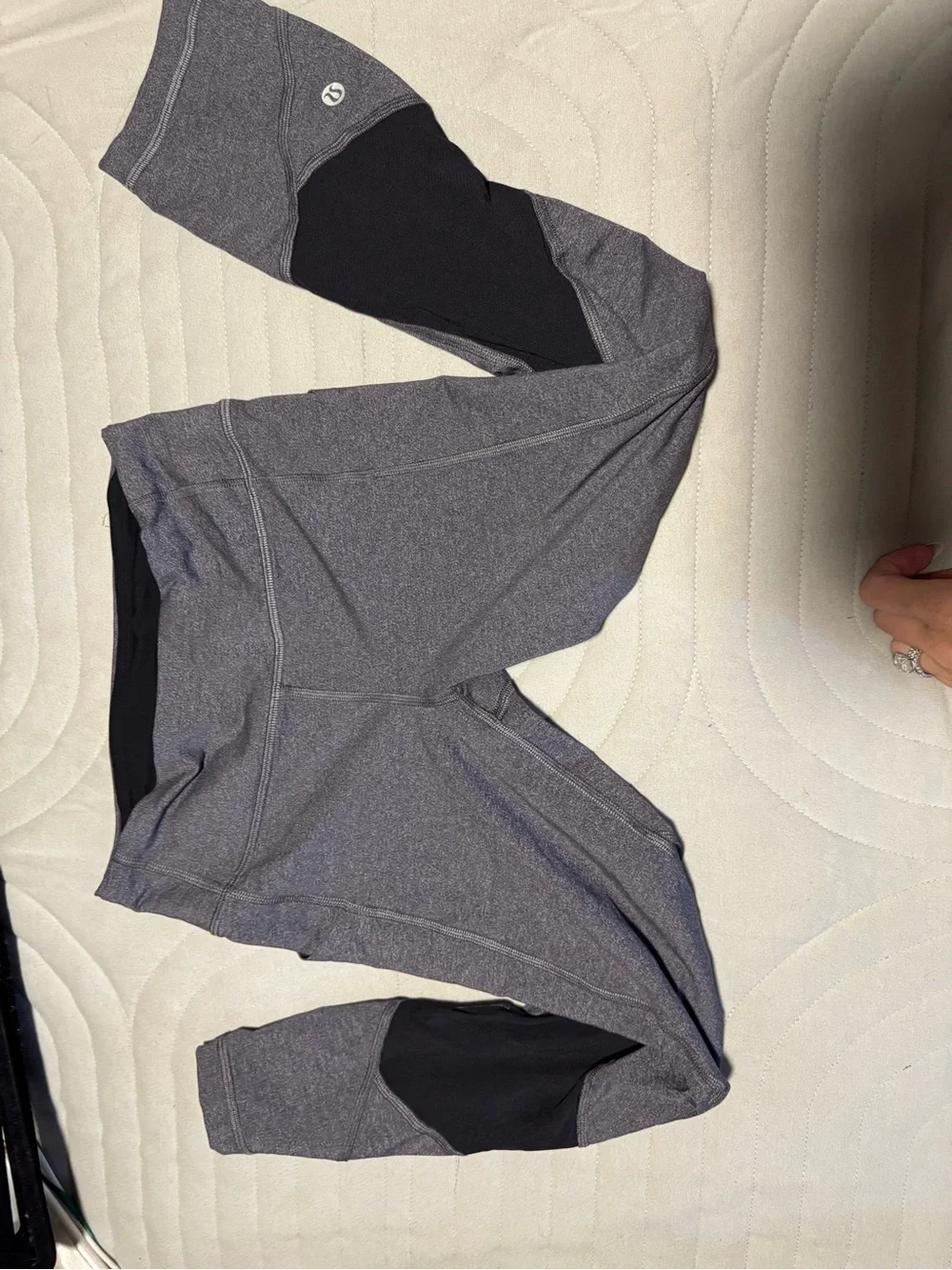 Lululemon capris with mesh